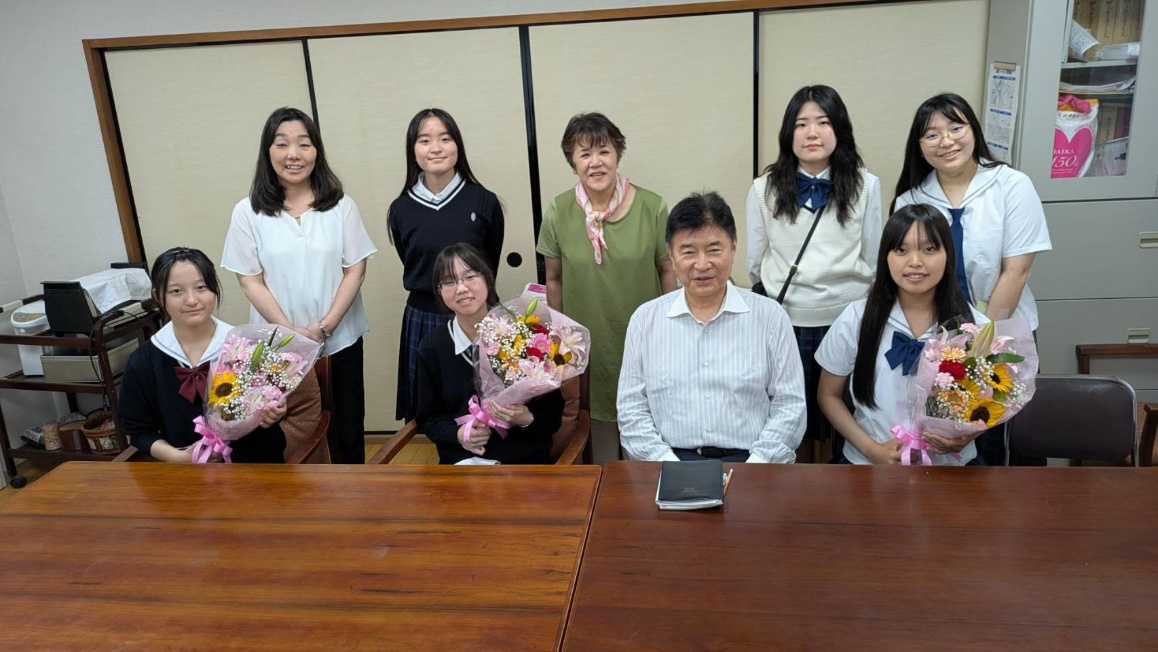 花の日礼拝の様子1
