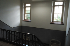 33.中央階段踊り場